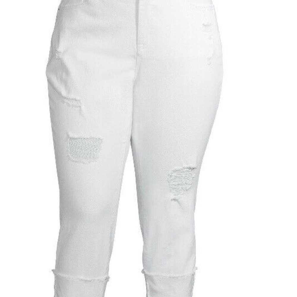 Terra & Sky Women's Plus Size Skinny Denim Capri - Picture 2 of 7